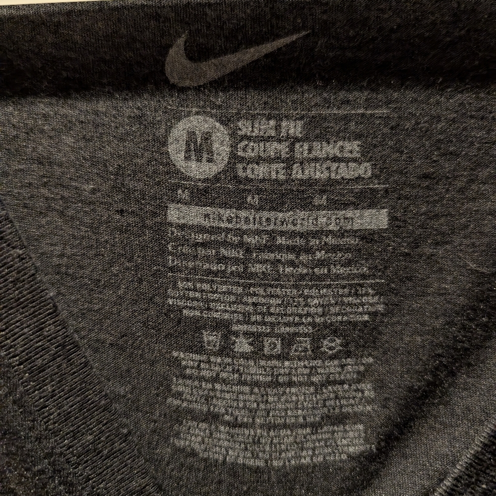 Gray Nike T-Shirt "Oregon Ducks" - Picture 4 of 4